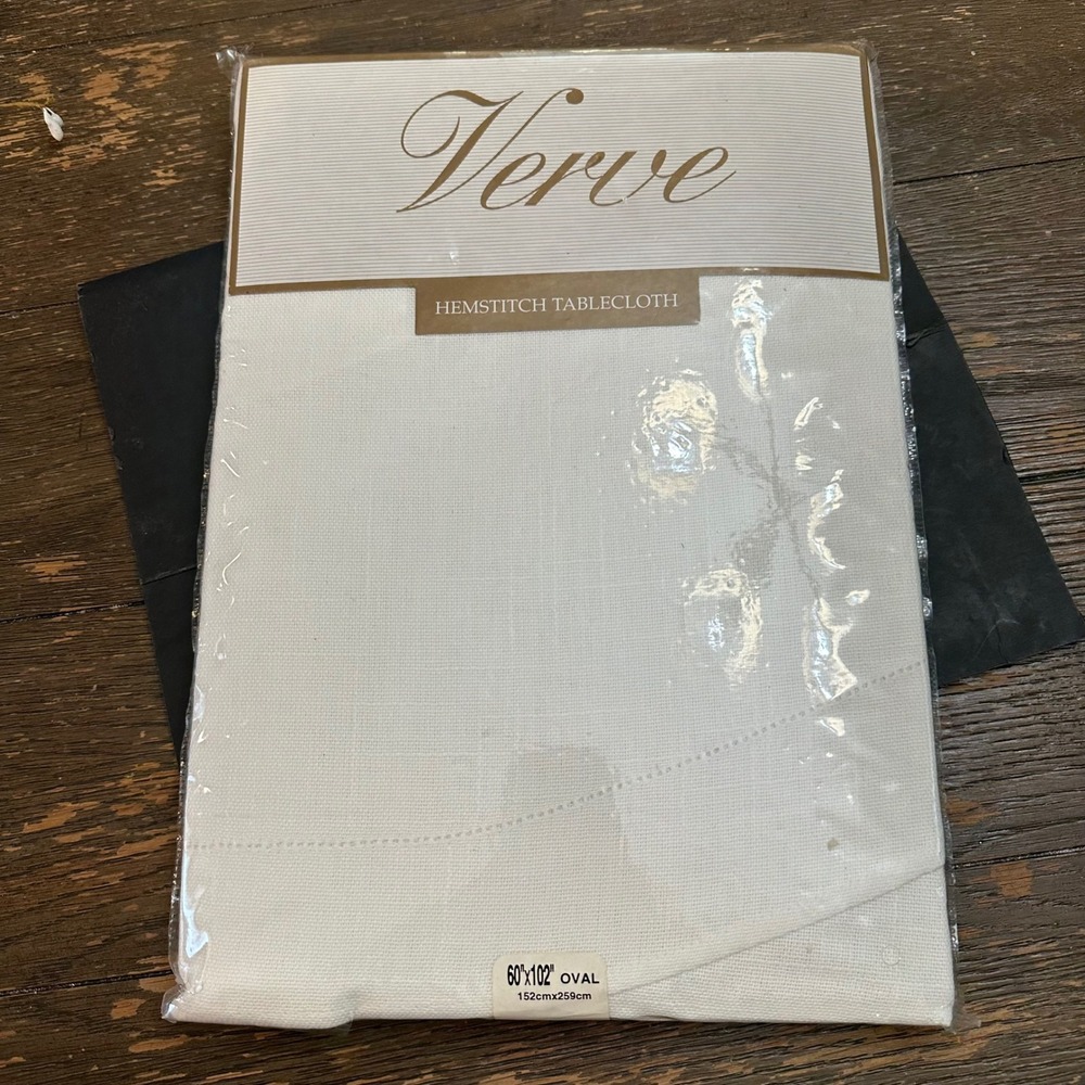 Verve Tablecloth Hemstitch White 60 x 102 inch Oval - Vintage New Sealed